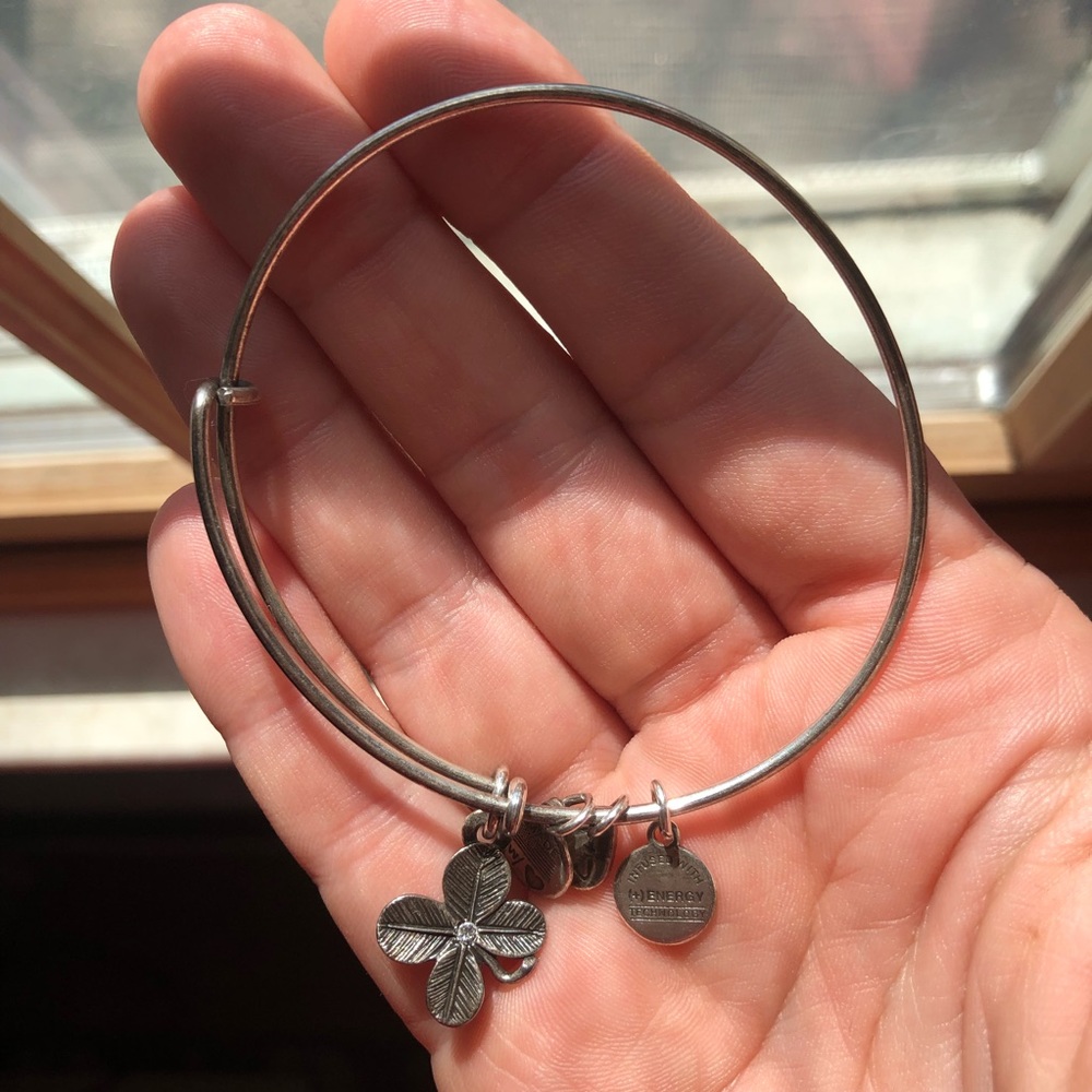 3/$12 Lucky Clover Alex & Ani Bangle